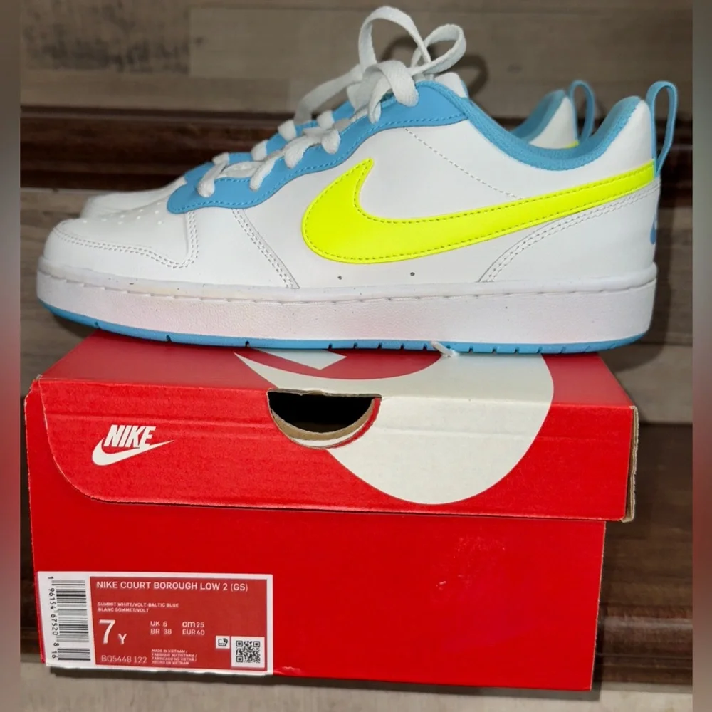 Cute 🥰 Nike Court Borough Low 2 GS /7Y 'White Baltic Blue Volt' Women's Size 8.5 - Picture 4 of 15